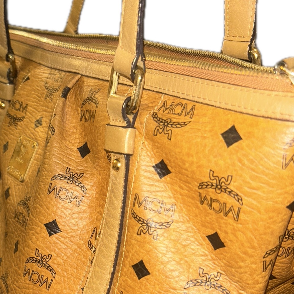 MCM Vintage Visetos Tote bag in the Iconic cognac monogram coated canvas - Picture 4 of 7